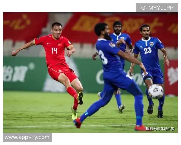 特雷曼恩半场表现出色砍下18分5板3助2断成为球队奇兵 特雷曼恩半场表现出色砍下18分5板3助2断成为球队奇兵