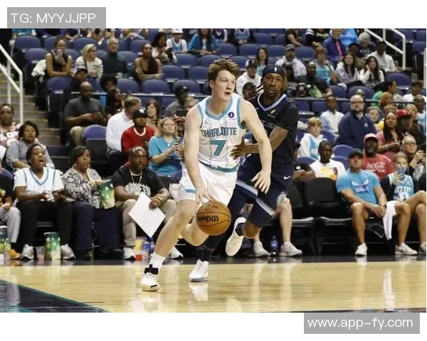 克尼佩尔生涯前十战创纪录成就150分30三分NBA历史首位球员 克尼佩尔生涯前十战创纪录成就150分30三分NBA历史首位球员